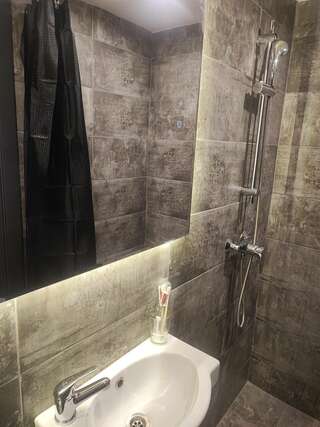 Гостиница Авангард Санкт-Петербург Двухуровневый четырехместный номер-12