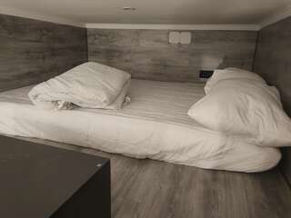 Гостиница Авангард Санкт-Петербург Двухуровневый четырехместный номер-6